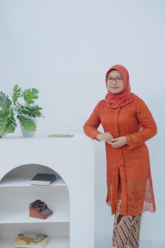 Niken Fatmawati, S.Pd